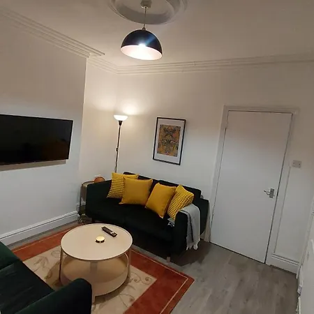 Radford Retreat - Nottingham City - Great For Families & Contractors - Sleeps 6 Habitación foto