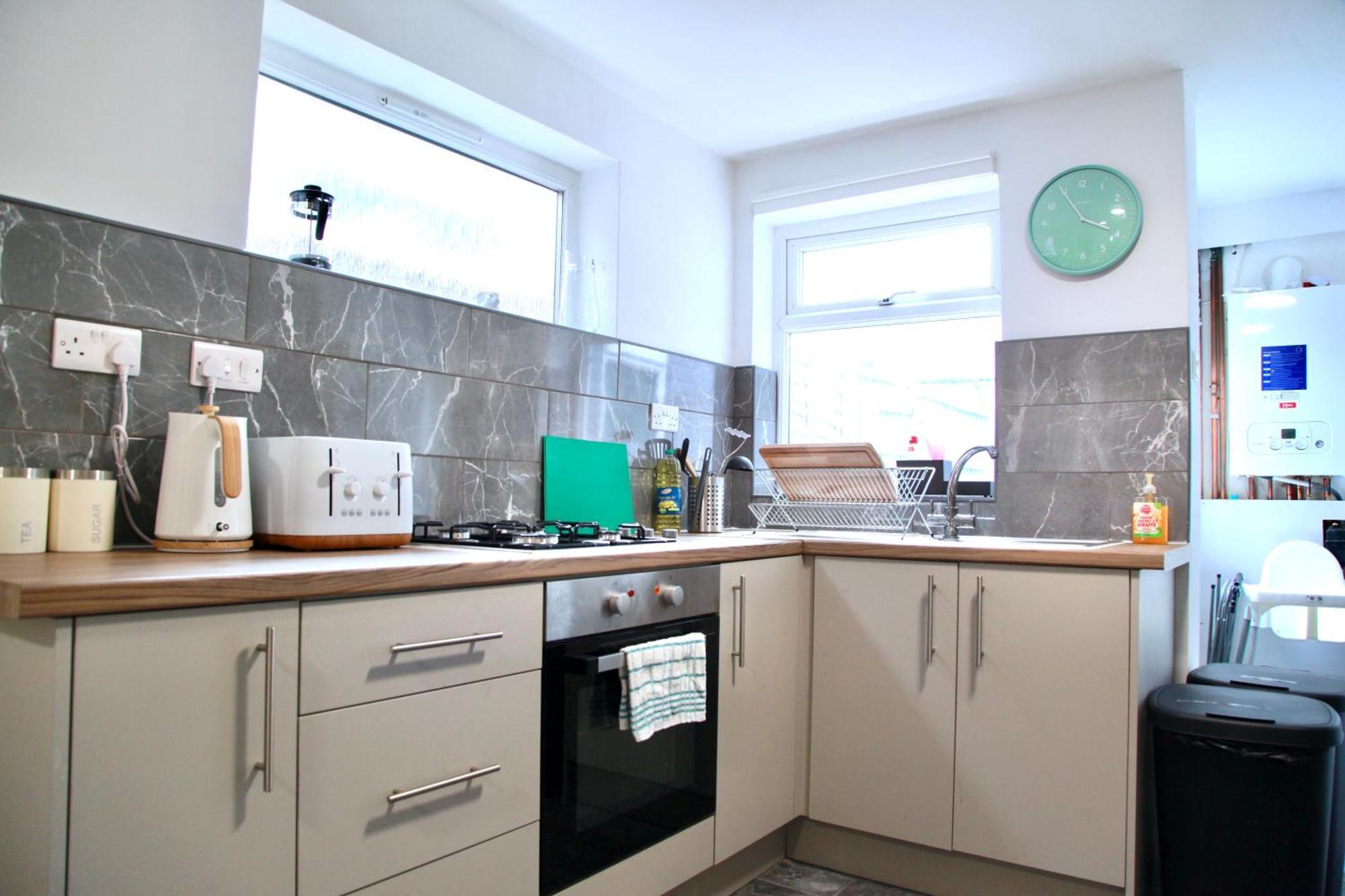 Radford Retreat - - Great For Families & Contractors - Sleeps 6 Nottingham