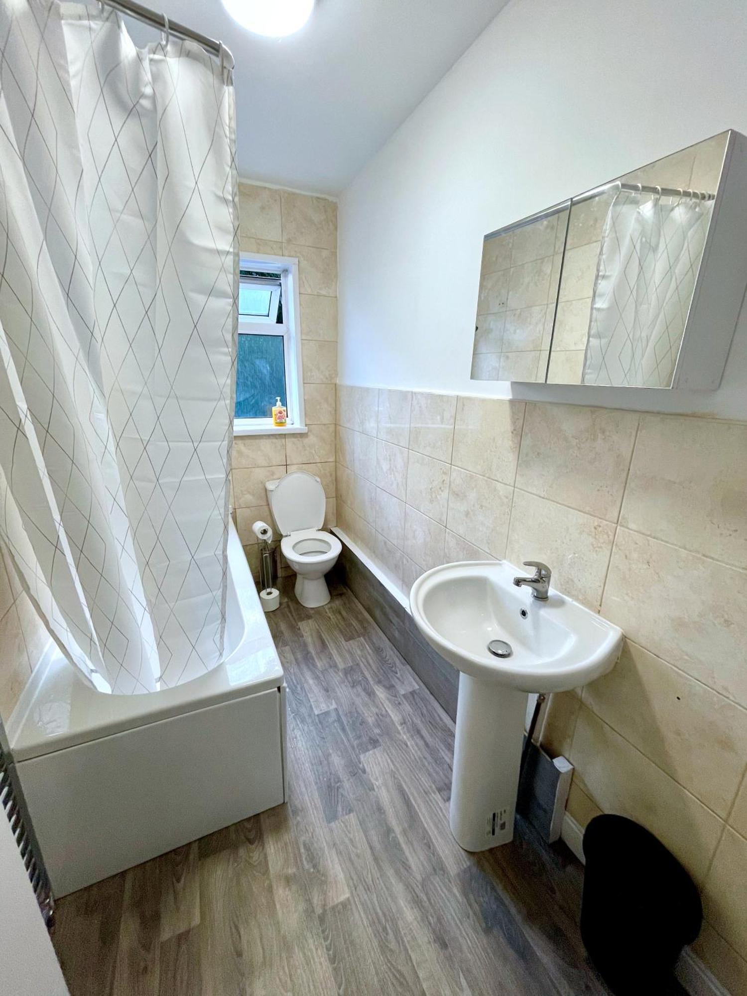 Radford Retreat - - Great For Families & Contractors - Sleeps 6 * Nottingham